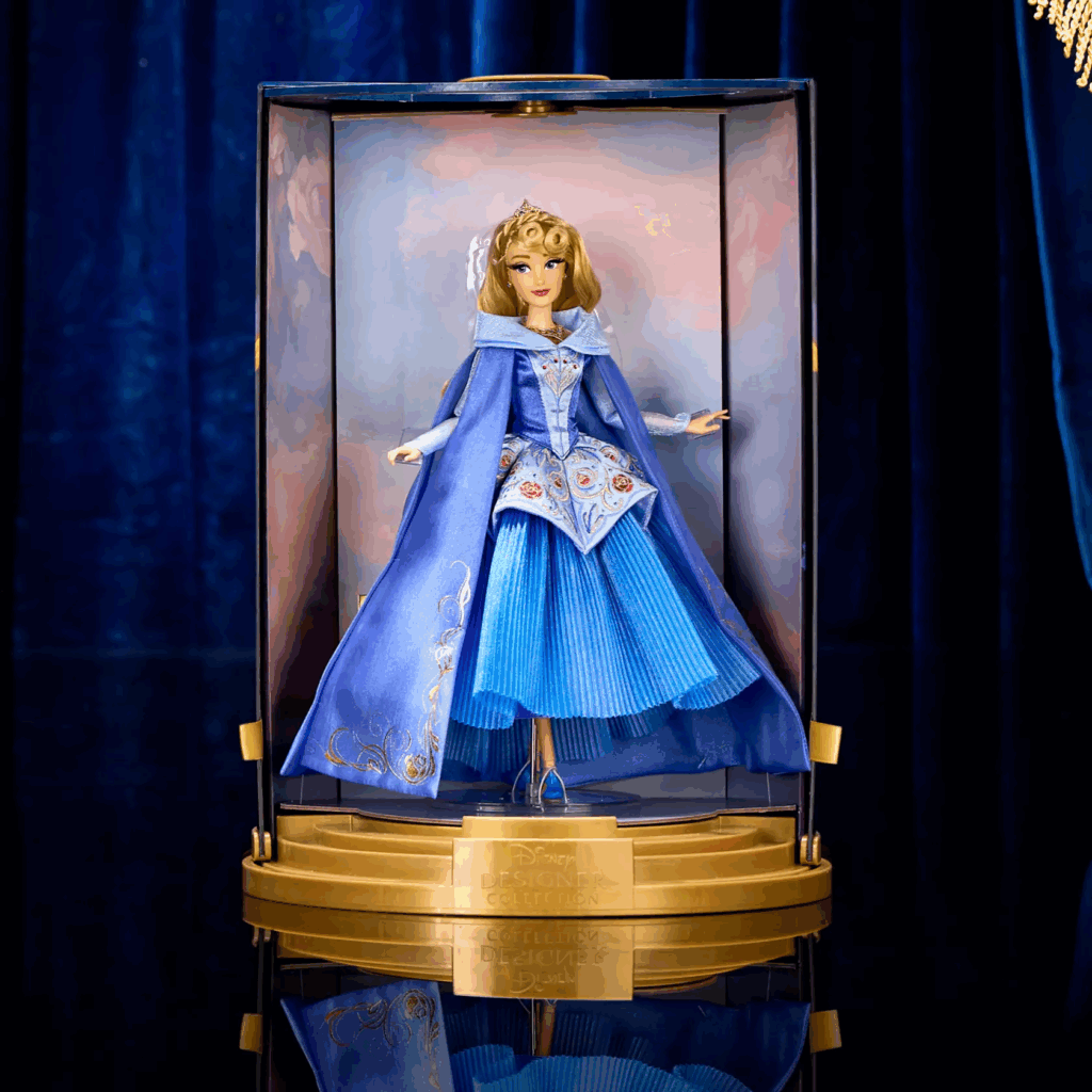 Aurora Limited Edition Doll Sleeping Beauty Disney Designer Collection Dance Series 12'' - Magical Mouse Aurora Limited Edition Doll Sleeping Beauty Disney Designer Collection Dance Series 12'' - Magical Mouse