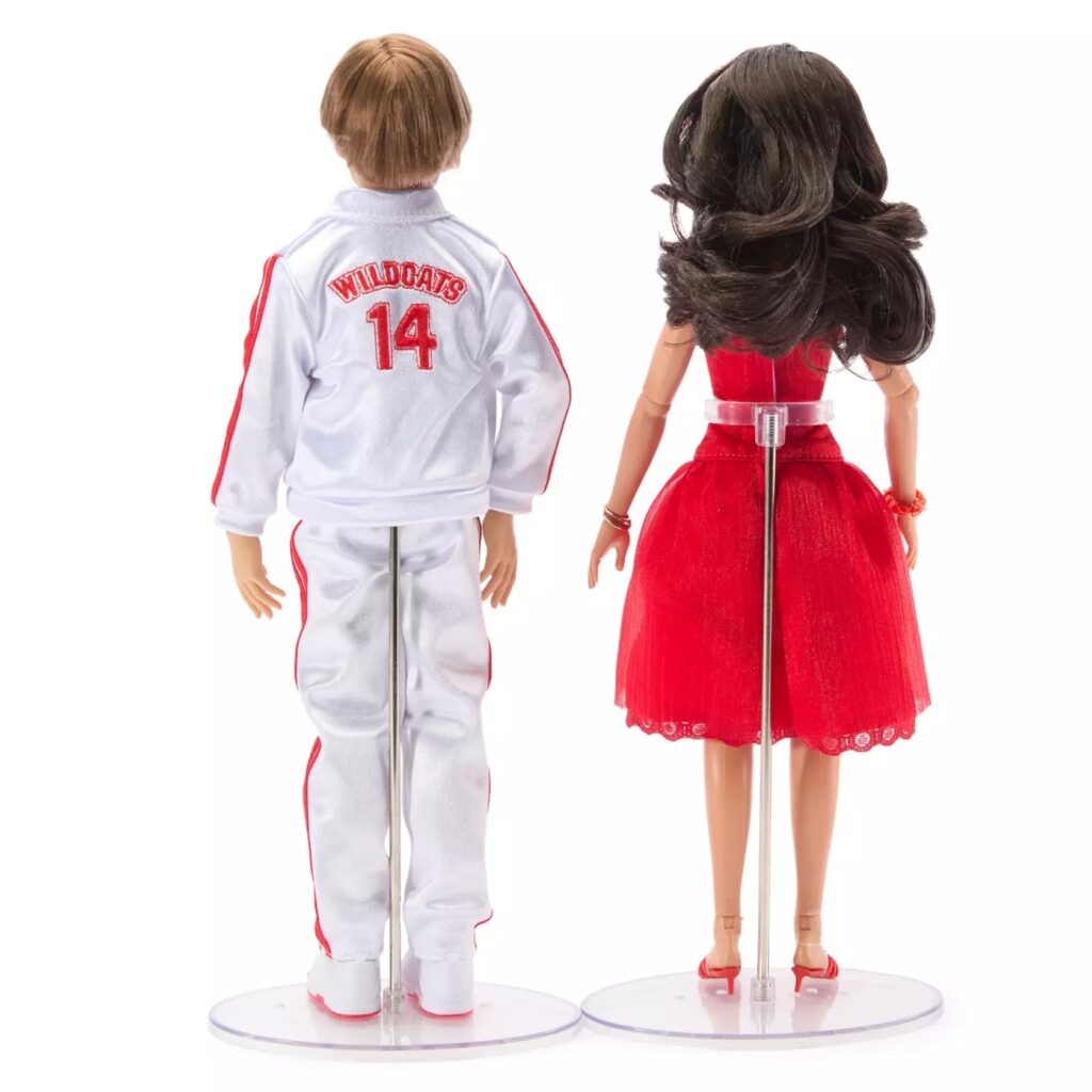 Troy Bolton and Gabriella Montez Limited Edition Collector Doll Set – High School Musical 20th Anniversary – 11 1/2'' (back)