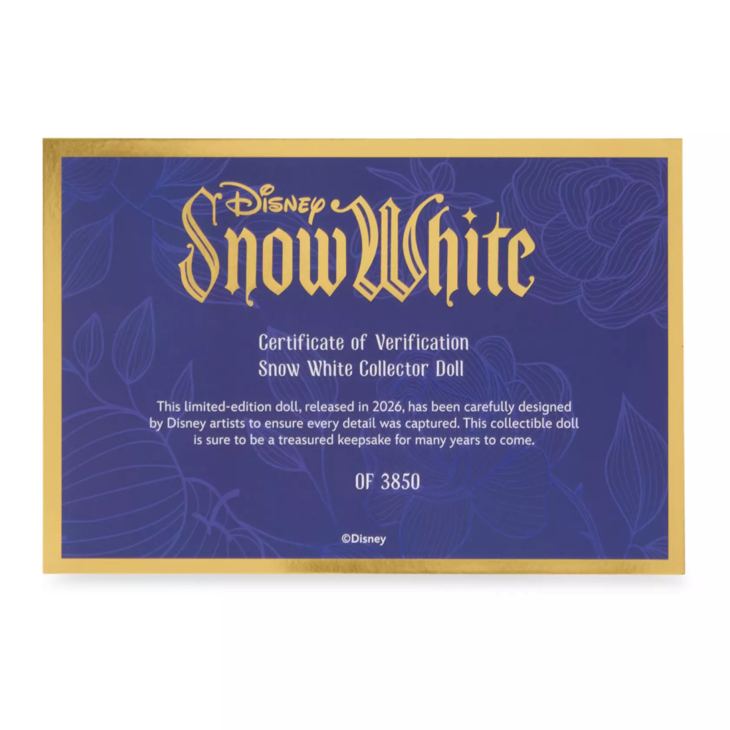 Snow White Limited Edition Doll – 17'' – Shanghai Disneyland (certificate of verification)