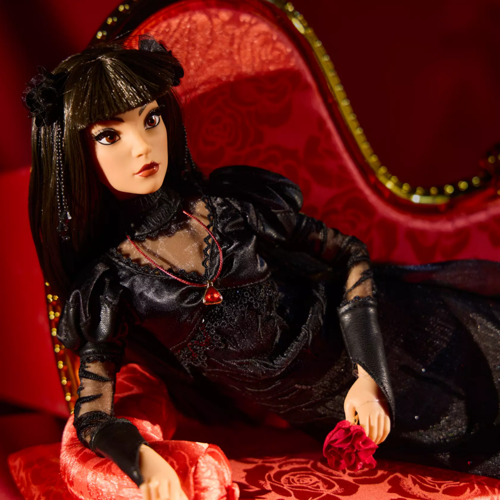 Werecat Lady Limited Edition Doll – The Haunted Mansion – 17'' (close-up face)
