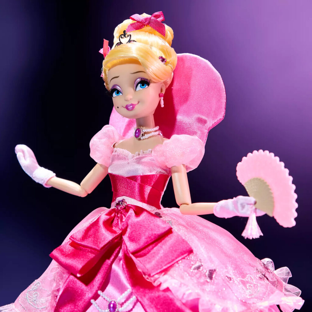 Charlotte Limited Edition Doll – The Princess and the Frog – Disney Designer Collection – 11 1/2'' (close-up)