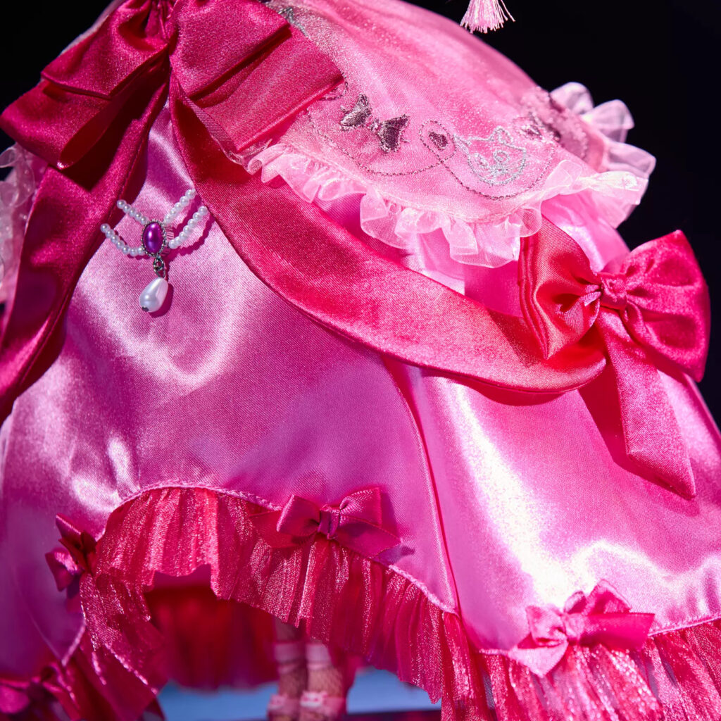 Charlotte Limited Edition Doll – The Princess and the Frog – Disney Designer Collection – 11 1/2'' (skirt close-up)