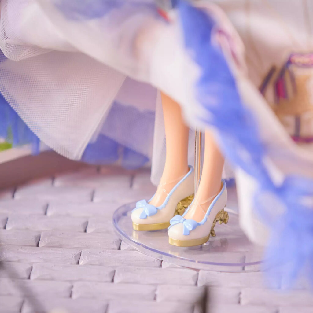 Cinderella Limited Edition Doll – Walt Disney World 55th Anniversary – 16'' (shoes)